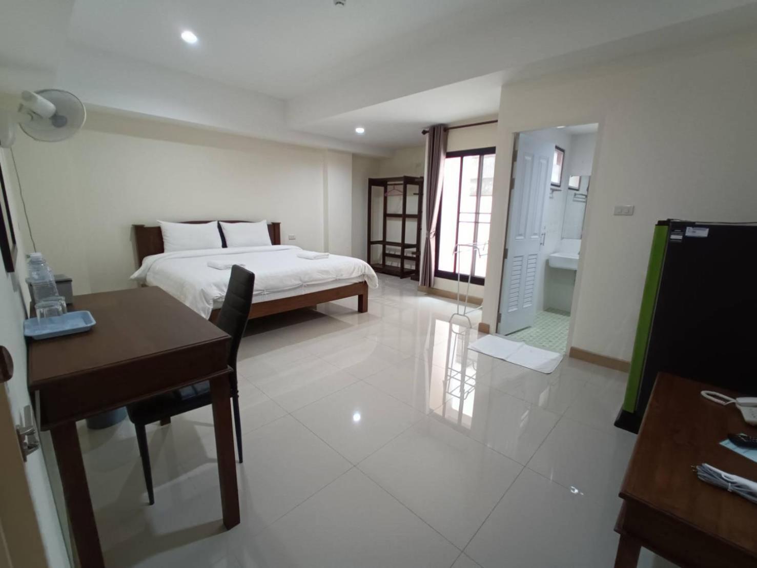 Canary House Rachawong คานารี่ เฮ้าส์ ราชวงศ์ Csiangmaj Kültér fotó